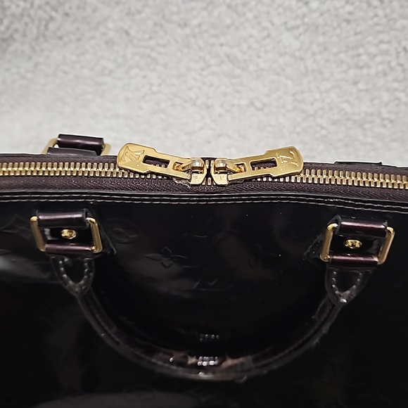 Louis Vuitton Alma GM Purple - Picture 10 of 15
